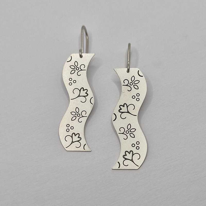 Pendientes Abril en Dinorah.es